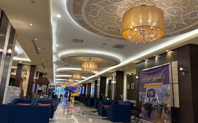 Pengalaman Menginap di Hotel Al Safwah Tower Mekkah: Pilihan Terbaik untuk Umrah Milenial Tamam Travel